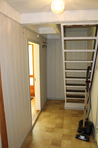 Todalsfjord Norwegen Ferienhaus A 11 Flur Treppengang B