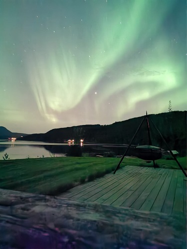 Todalsfjord Norwegen Ferienhaus E 09 Aussen Natur Umgebung Nordlicht.jpg